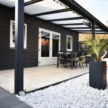 'T Zeeuwse Achteruusje Villa Sint Annaland Luaran gambar
