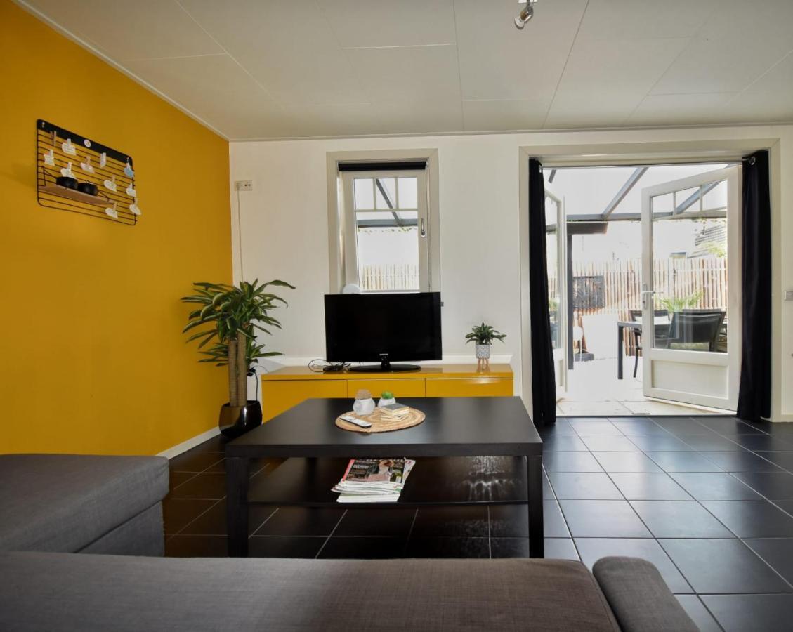 'T Zeeuwse Achteruusje Villa Sint Annaland Luaran gambar