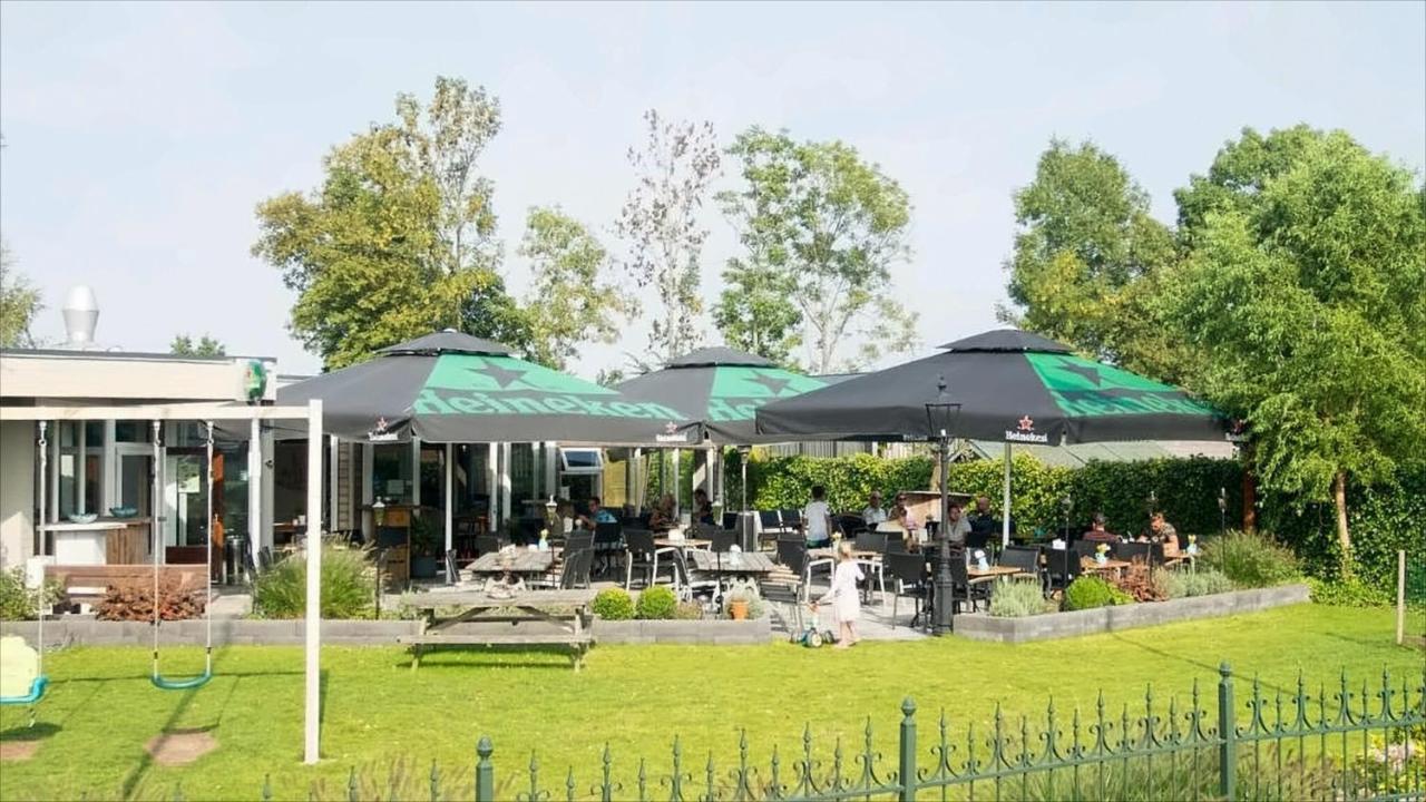 'T Zeeuwse Achteruusje Villa Sint Annaland Luaran gambar